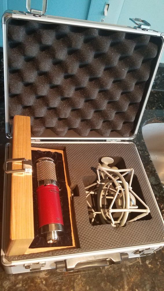 Avantone ck6 condensor mic