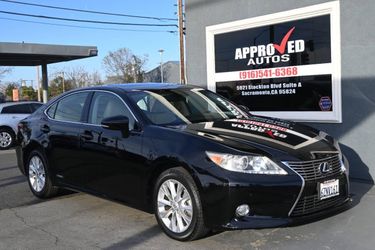 2013 Lexus ES 300h