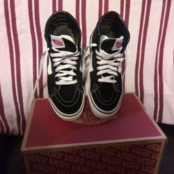 Vans Off The Wall Black & White Sneakers 