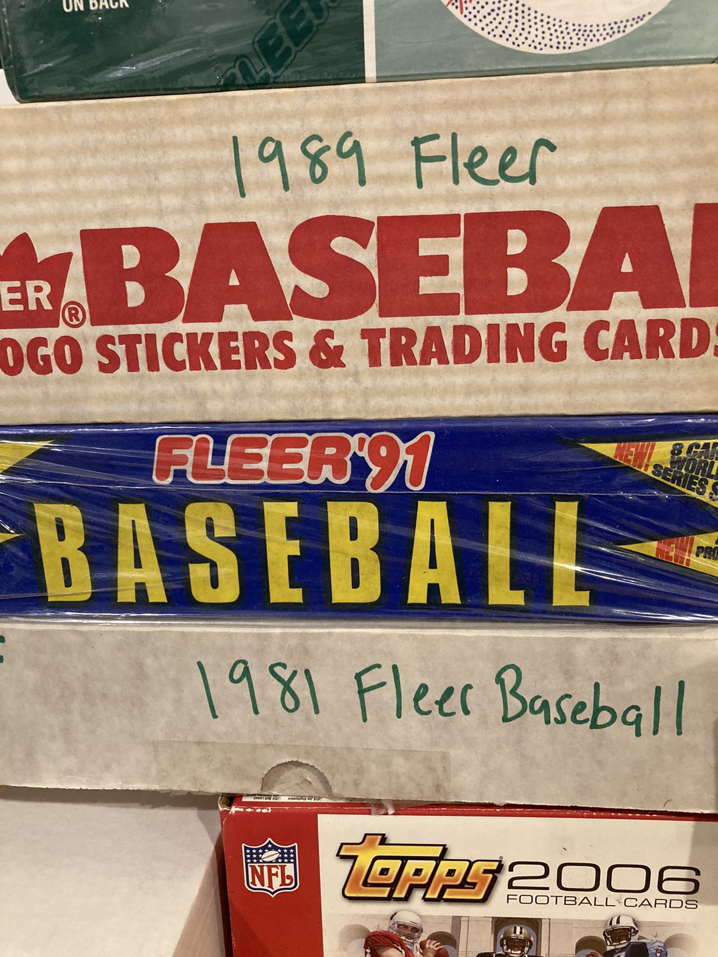 Fleer Baseball 1989 box set one box
