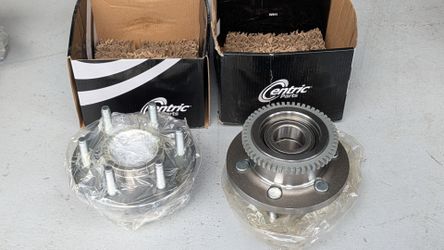 Front Wheel Hub Assemblies - 2004-2008 Ford F150