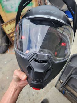 Riding helmet