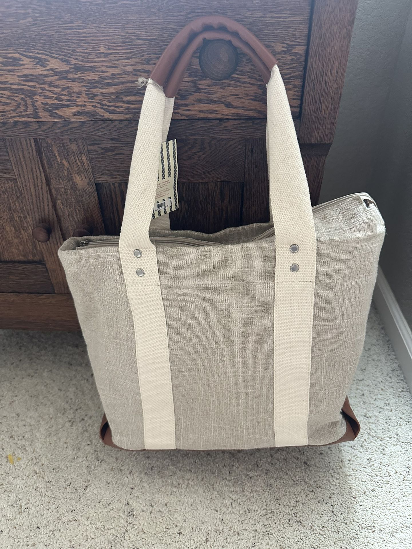 Tote Bag/purse. New With Tags.