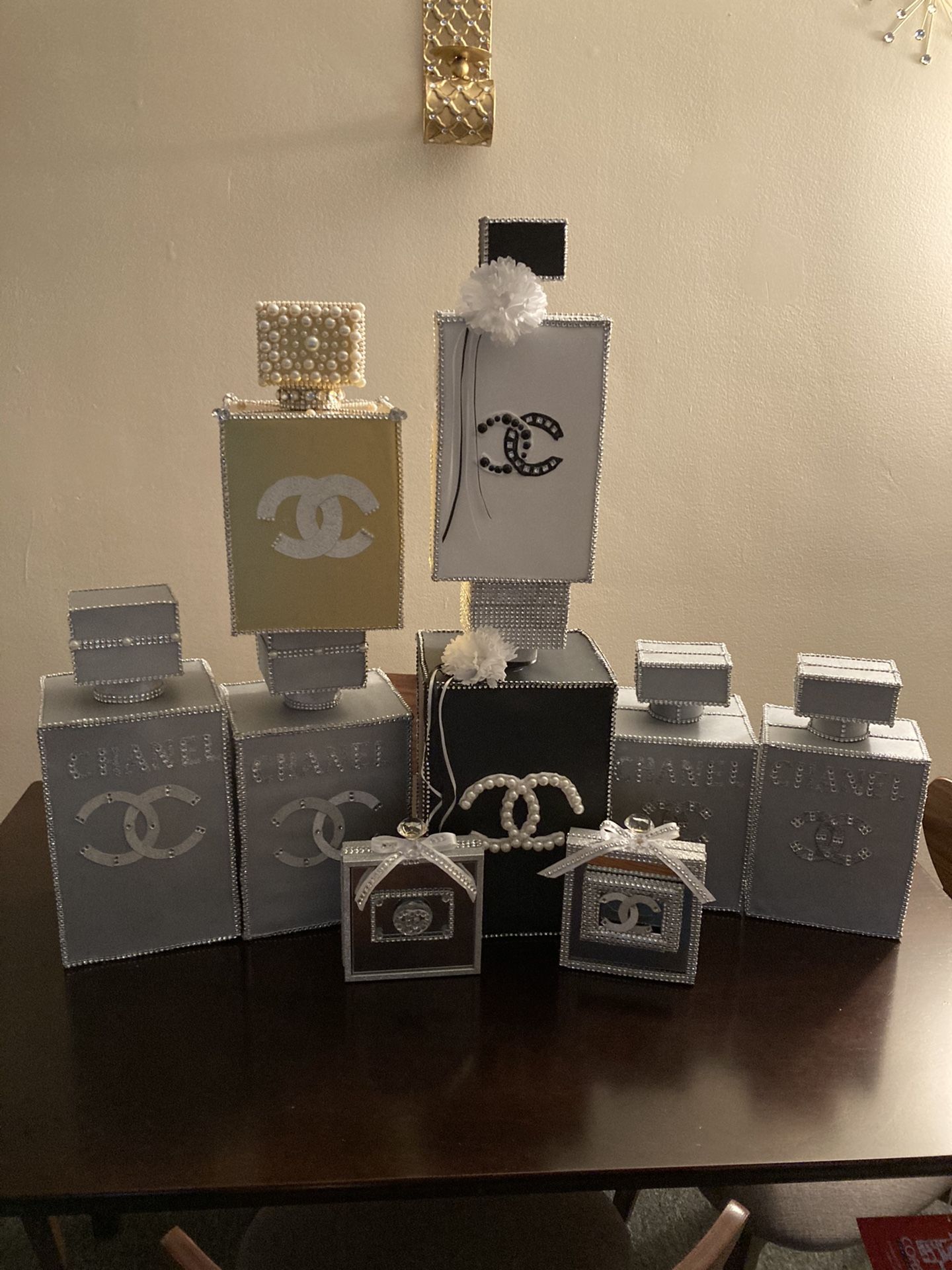 I’m selling my Chanel perfume boxes