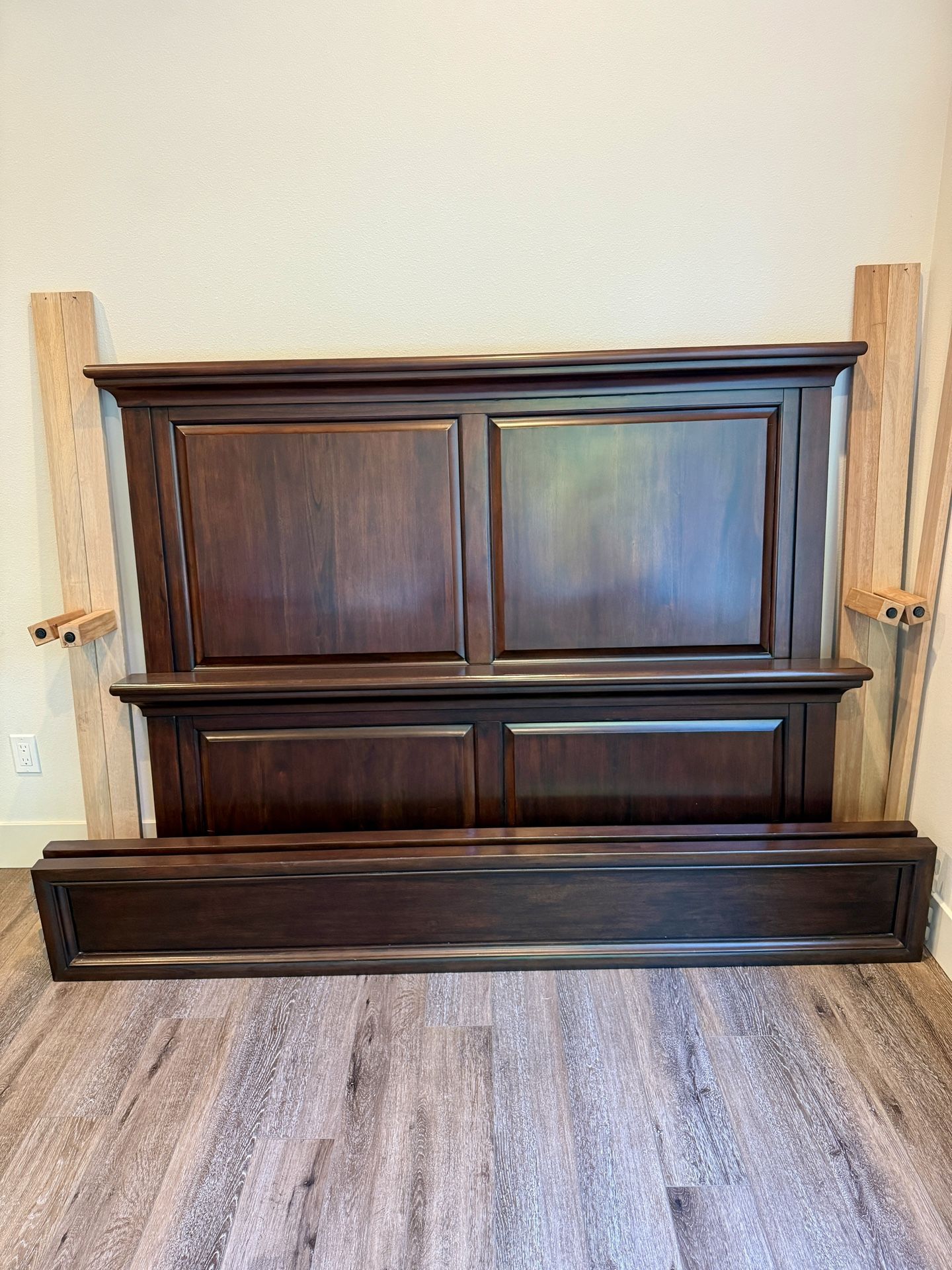 Queen Size Bedroom Set