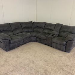 Gray Recliner Sectional Couch Sofa *Free Delivery*