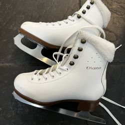 Botas Diana Leather Ice Skates Kids Size 3
