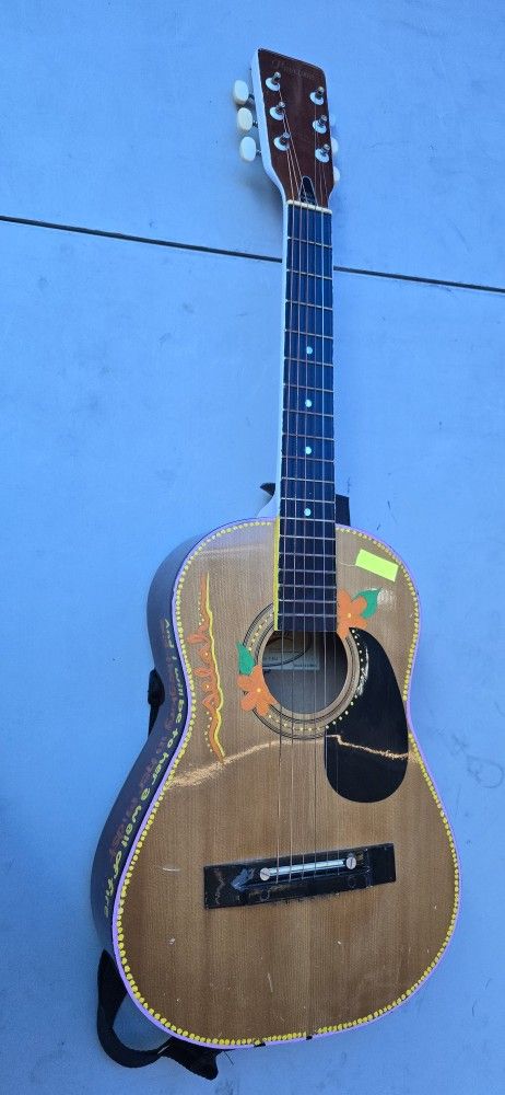 GUITARRA ACOUSTICA TAMAÑO MEDIANA MARCA PRELUDE $55