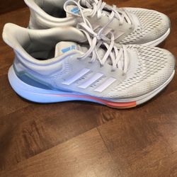 Woman’s Adidas Bounce Sneakers Shipping Available 