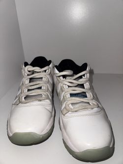 Jordan 11’s 5.5Y