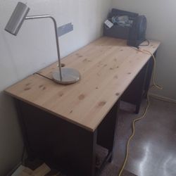 Hemnes Ikea desk