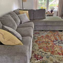 Sectional With Chaise By Ashley Furniture Color Options, Sleeper Options 💛⭐No Needed Credit Check 💛 $39 Down Payment with Financing