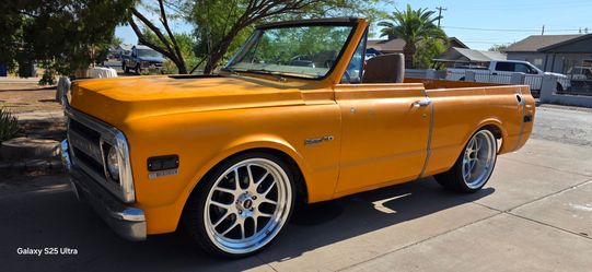 Kustom Paint
