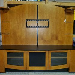 JSP Type Entertainment Center