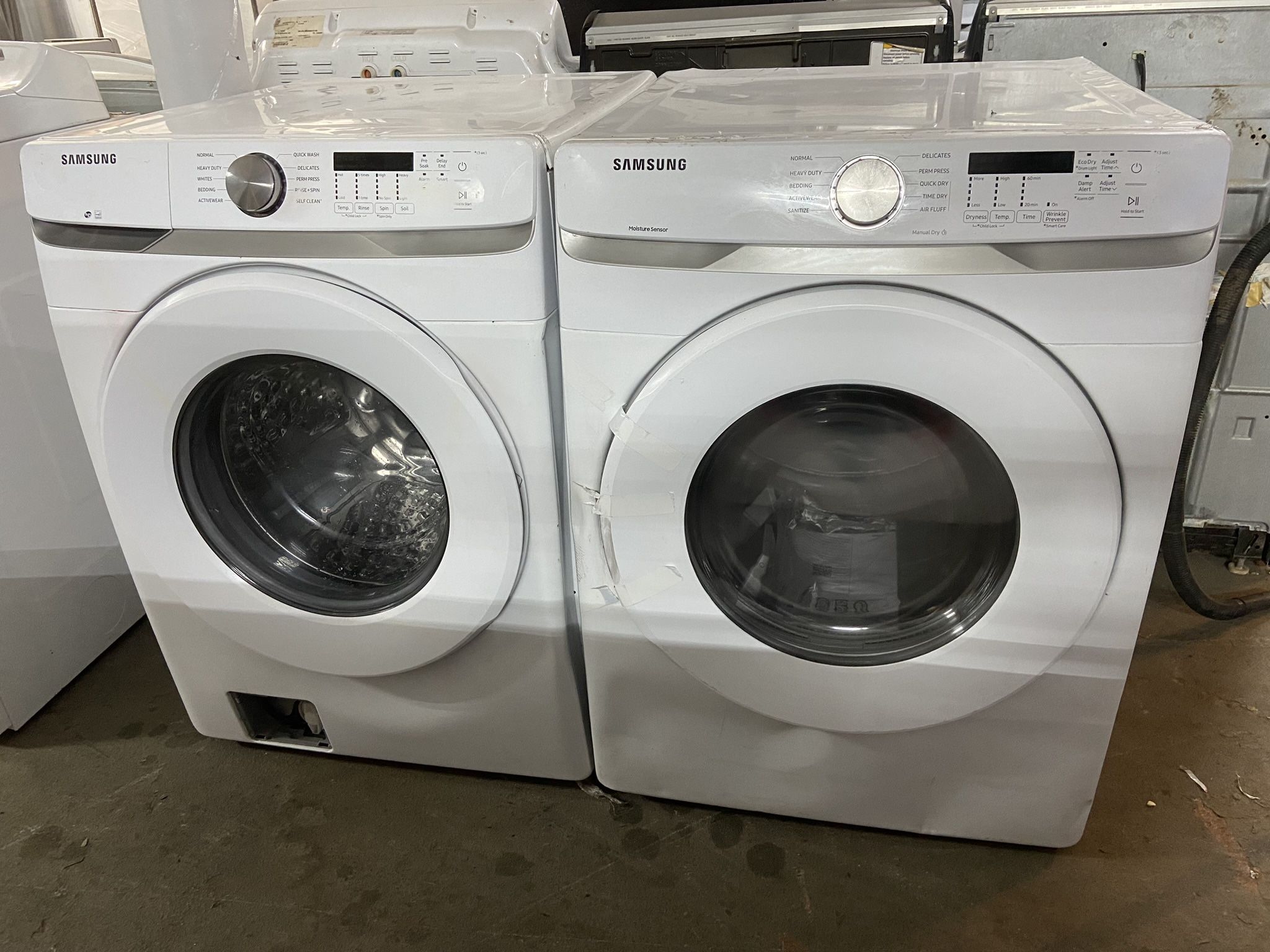 New Samsung Washer And Gas Dryer 