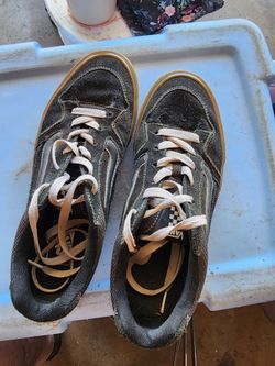 Vans old skool black with gum sole