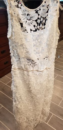 white dress with tags 15.00