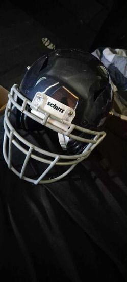 Schutt Football Helmet Size L 