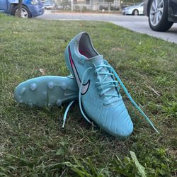 Nike Tiempo Legend Elite 10 (10.5)