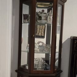 Curio Cabinet Light Uo