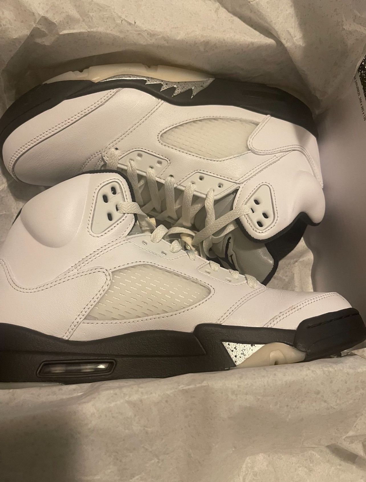Jordan 5 Retro White And Black