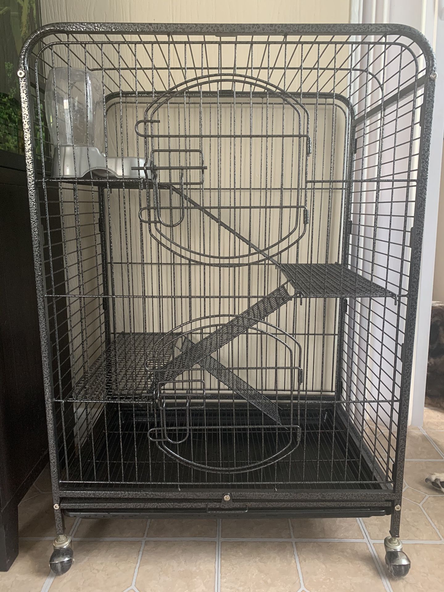 Cage for small animal, ferret, chinchilla, rat, bunny, sugar glider