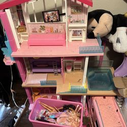 Barbie Dream House