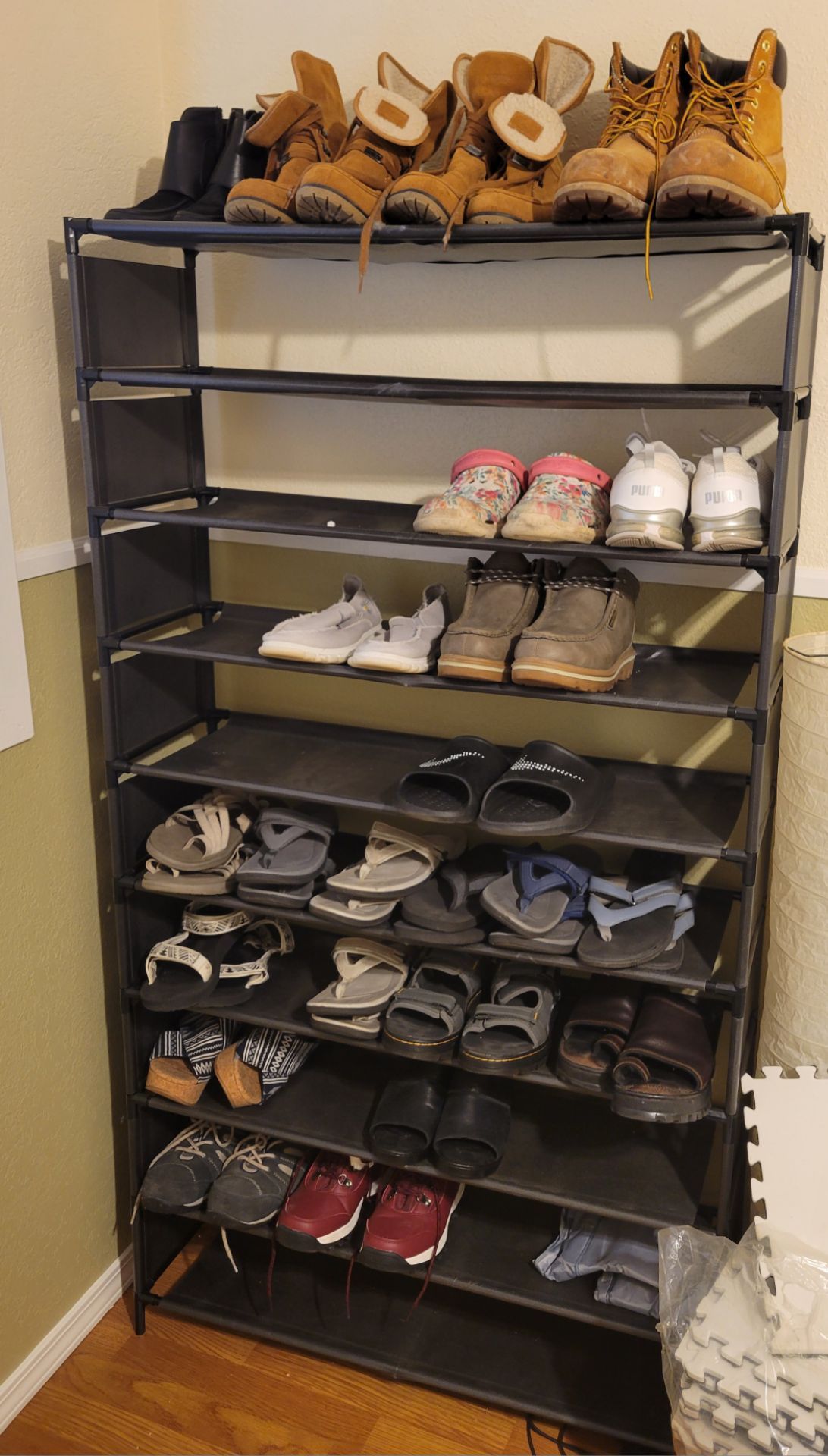 Shoe rack