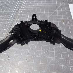 2018 Hyundai Elantra  Combination  Switch 