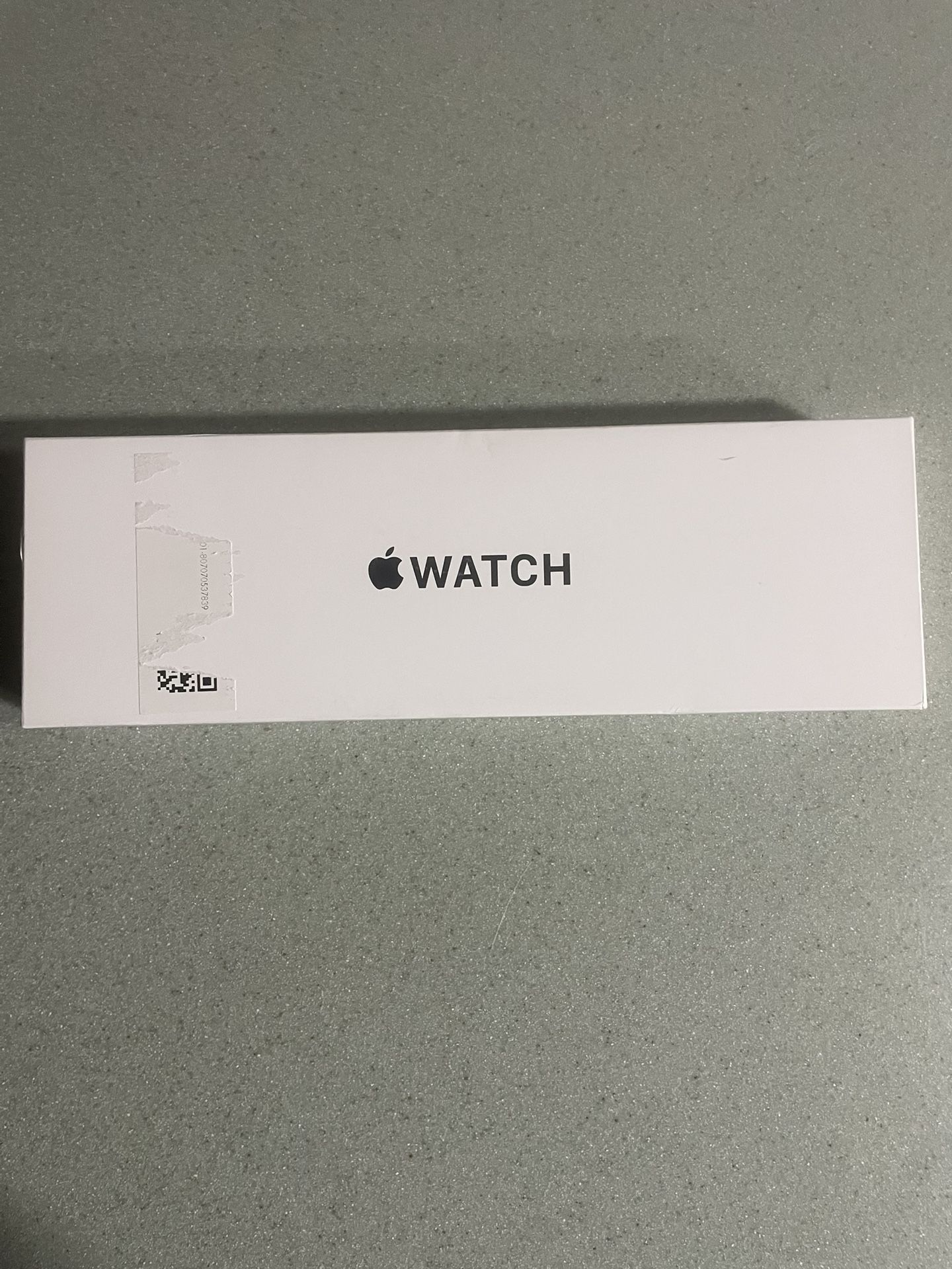 Apple Watch SE (2nd Generation) with a 40mm Midnight Aluminum case and Ink Sport Loop