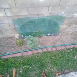 Good Driver Side And Passenger Side Windows For A 2001 Ford Mustang 