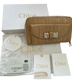 Authentic Chloé Portefeuille Patent Leather Wallet 