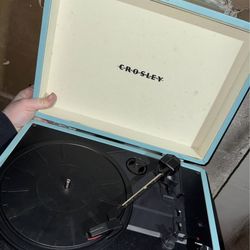 Crosley Portable Suitcase Record Player Turntable Turquoise built in speaker