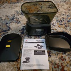 Unused Automatic Cat Pet Food Dispenser 