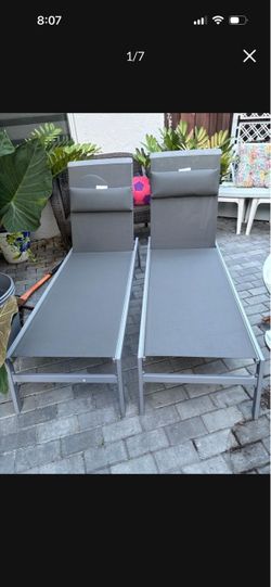 2 sillas Nuevas x 150$