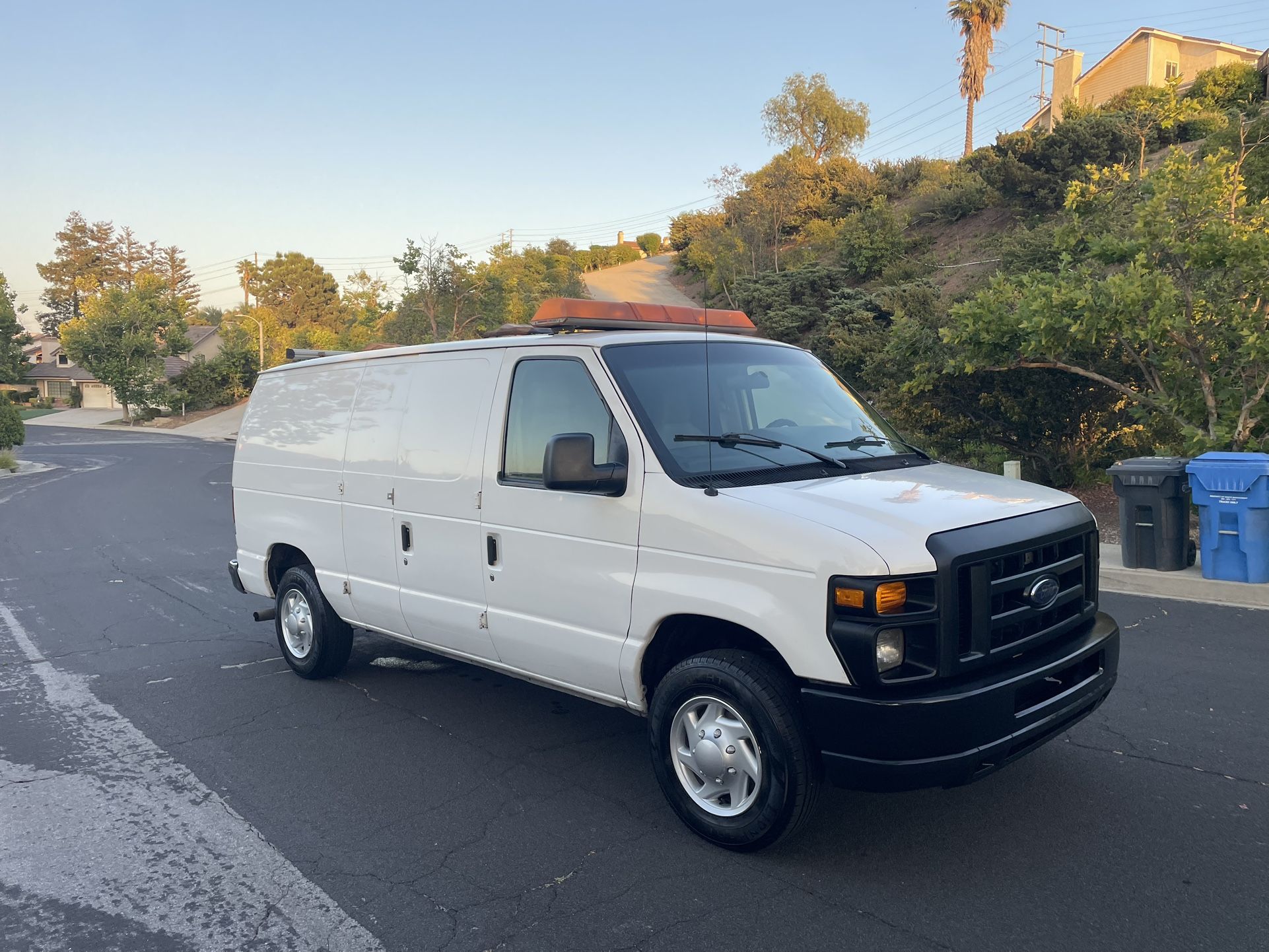 2011 Ford E150 Econoline Cargo Van