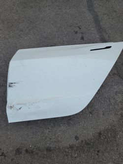 Model 3 door