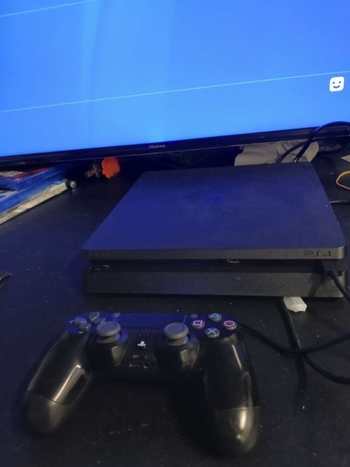 PS4 Slim 1tb