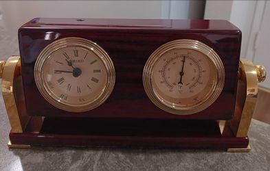 Seiko vintage Desk Clock thermometer cherry wood brass white dial. 4×8