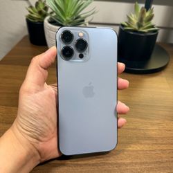 iPhone 13 Pro Max (Factory Unlocked)