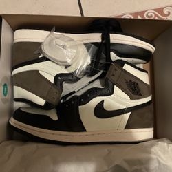 Jordan 1 Mocha