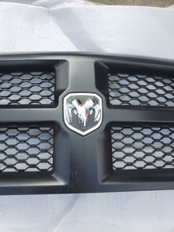 2010 -2018 Ram 1(contact info removed) 3500 OEM GRILL