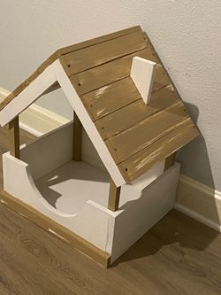 Dog or cat house