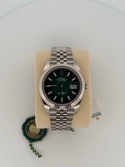 2026 Rolex Datejust 41 – Green Ombré Dial | Unworn | Complete Set
