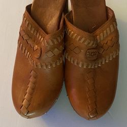 Women’s Shoes 