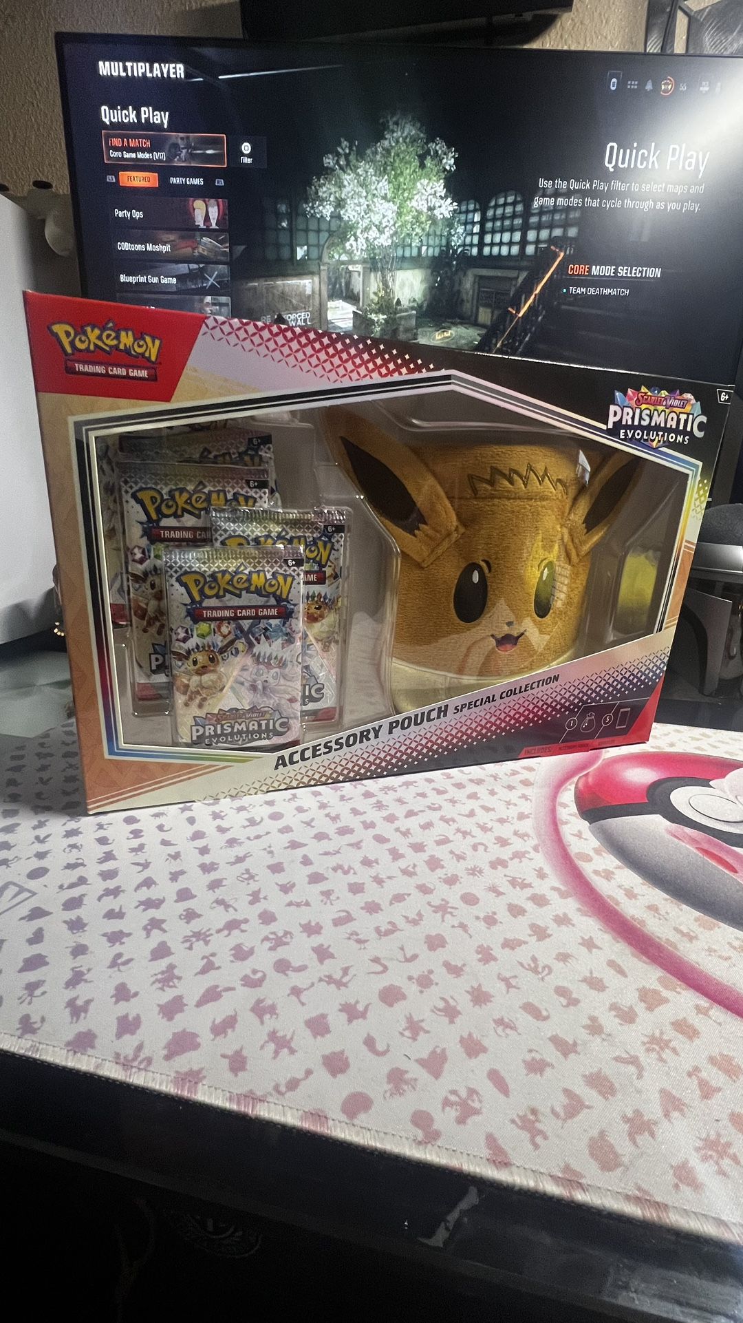 Pokémon Prismatic Evolutions Accessory Pouch!