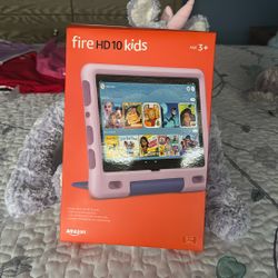Fire HD 10  AMAZON Kids Lavender Case Included 32 GB