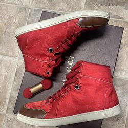 Gucci red high top sneaker Size 8