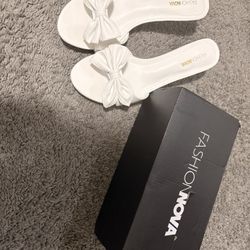 size 11 fashion nova heels 