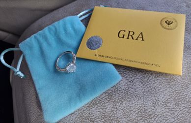 Moissanite Ring – Authenticity Card Included